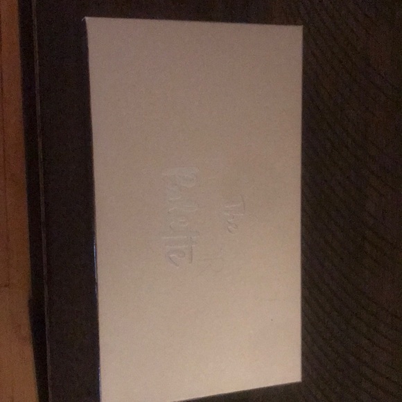 Ciate The Editor Palette - Picture 1 of 2